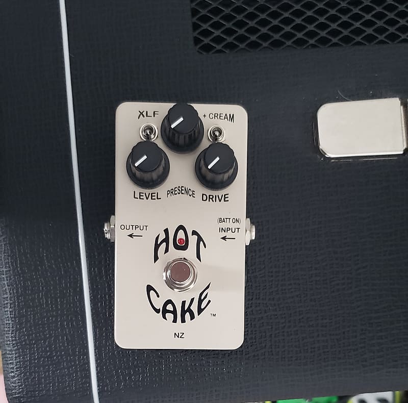Crowther Hot Cake Overdrive | Reverb Canada