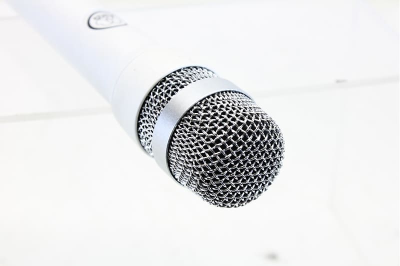 B-Stock AKG Elle C - Female Condenser Vocal Microphone (No.1)