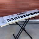 Korg Triton LE 76 Music Workstation Keyboard - pre-owned 76-key piano synth XLNT