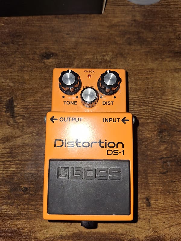 Boss DS-1 Distortion