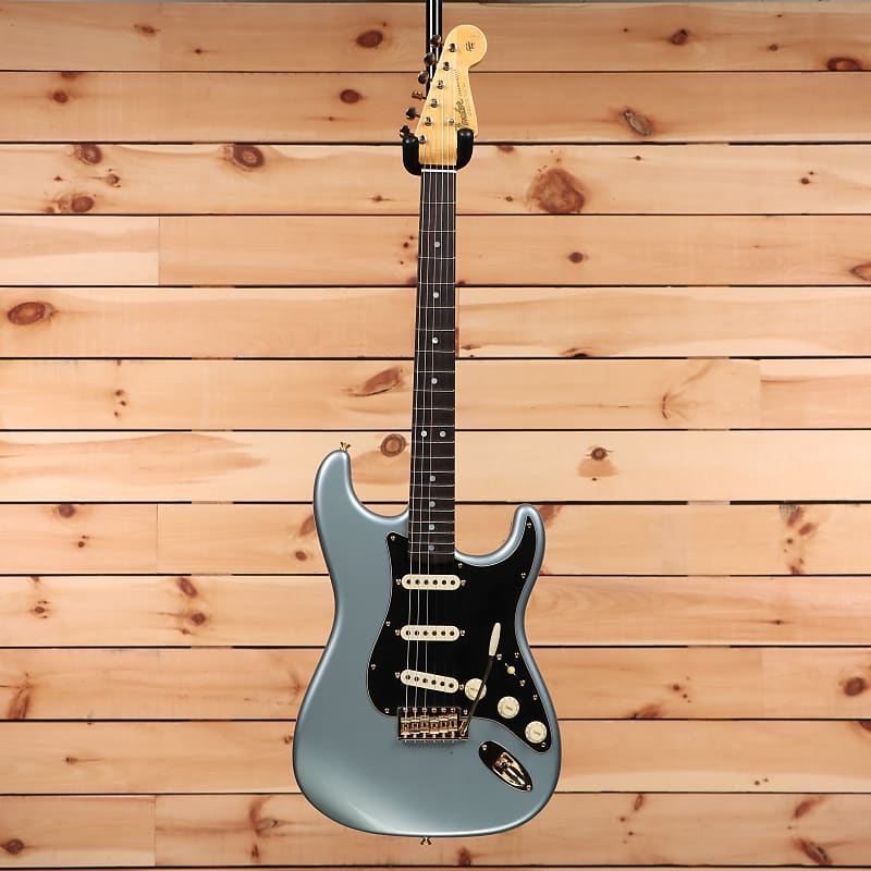 Fender Custom Shop Limited 1965 Dual-Mag Stratocaster Fender Custom Shop Limited 1965 Dual-Mag Stratocaster