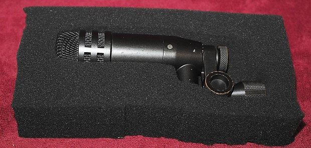 Yamaha MZ204 Dynamic Microphone | Reverb Yamaha MZ204 Dynamic Microphone | Reverb
