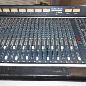 Soundcraft-8000-mixing-console-32-x-8-recording-mixer-works-great-tested image 14