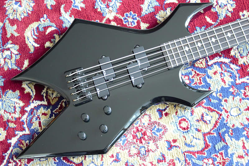 B.C. Rich NJ Warlock 5-String Bass w/ Form-Fitted Hard Shell Case