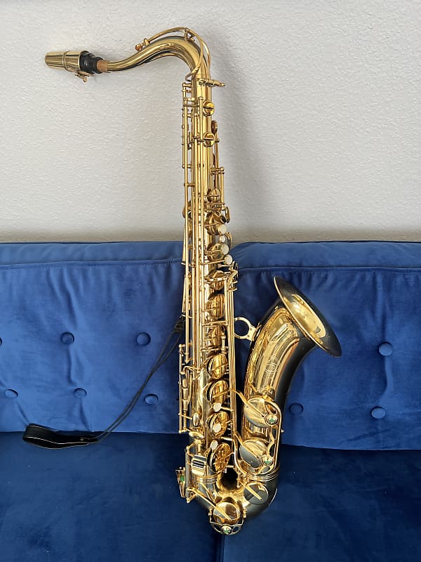 Jean baptiste deals tenor saxophone