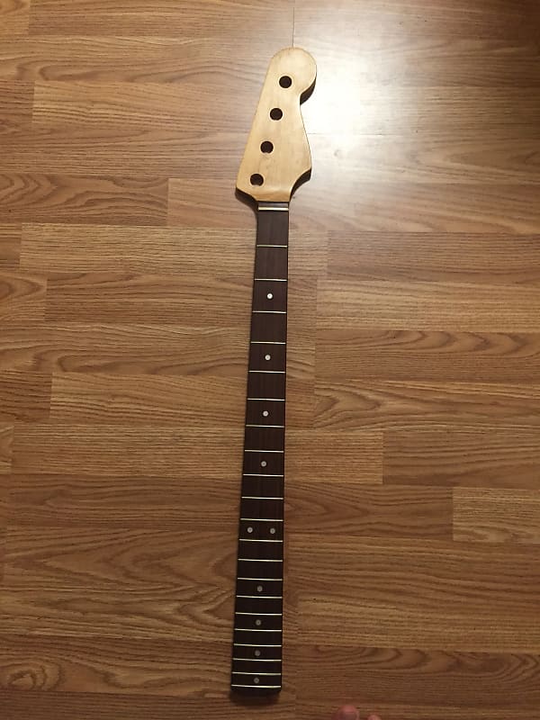 Fender All Parts P Bass 80s Maple / Rosewood Fretboard Reverb