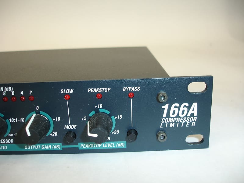 dbx 166A VCAコンプレッサー dbx 166A 2-Channel Compressor/Limiter | Reverb Canada