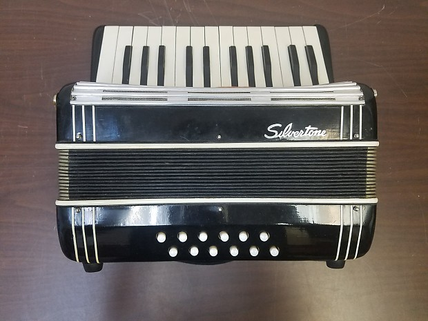 Vintage Silvertone 25/12 Piano Accordion w/Case