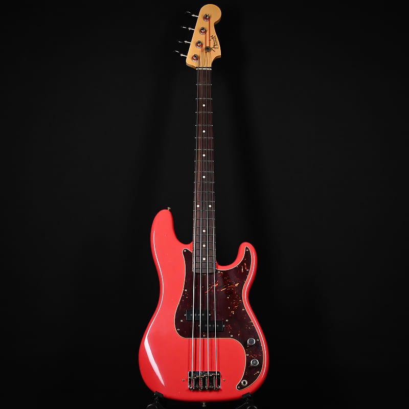 ベース Fender C/S Pino Palladino Signature Pino Palladino Signature Bass: Fender at The Music Emporium