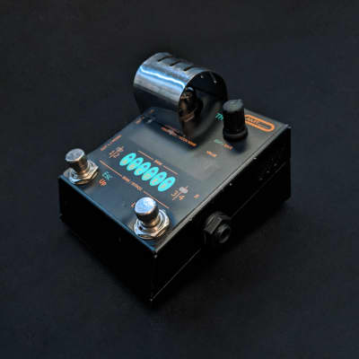 AMT Electronics TH-1 Tube Hall⚡SERVICED⚡RARE Analog-Digital DSP tube Reverb guitar pedal image 6