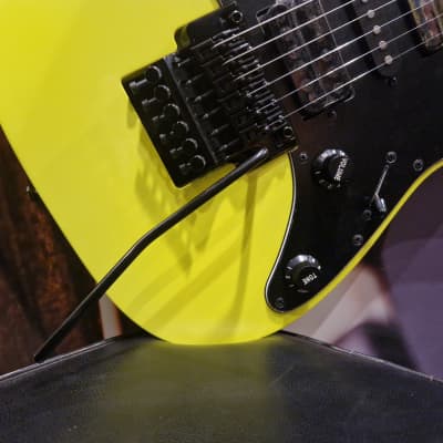 Ibanez RG550-DY Genesis Collection E-Guitar 6 String - Desert Sun Yellow image 3