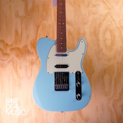 Fender Deluxe Nashville Telecaster, Daphne Blue, Ex Display image 4
