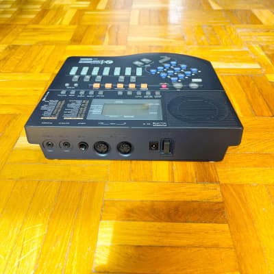 Yamaha QR-10 Music Accompaniment Player (Japan, 1993)! Portable Sequencer, Arranger, Sampler, Drum Machine, Guitar Accomp, etc.! Read the full ad! image 3