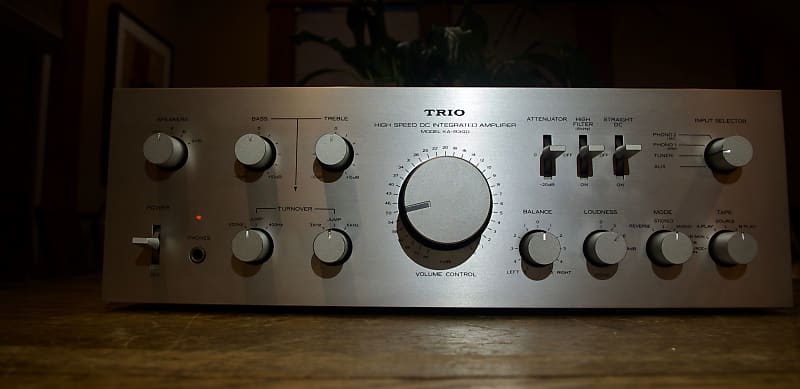 TRIO (KENWOOD) KA-8300 INTEGRATED AMPLIFIER OUTSTANDING