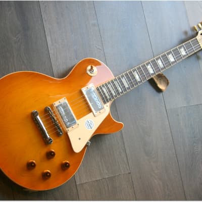TOKAI 