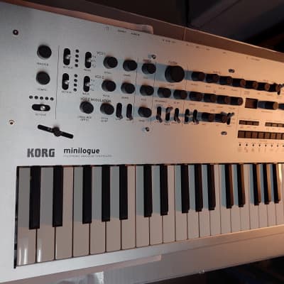 Korg Minilogue 4-Voice Polyphonic Analog Synthesizer 2016 - Silver MINT image 6