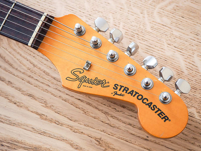 1986 Squier by Fender Stratocaster '62 Vintage Reissue Black 1986 Squier by Fender Stratocaster '62 Vintage Reissue Black