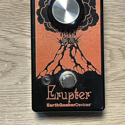 EarthQuaker Devices Erupter Ultimate Fuzz Tone