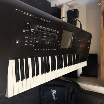 Korg Kronos X 73