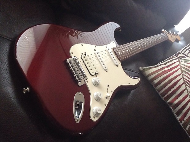 Fender Stratocaster 2000 MIM Fat Strat HSS Midnight Wine