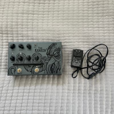 Victory Amps V4 The Kraken 2-channel Tube Preamp pedal - discontinued image 2