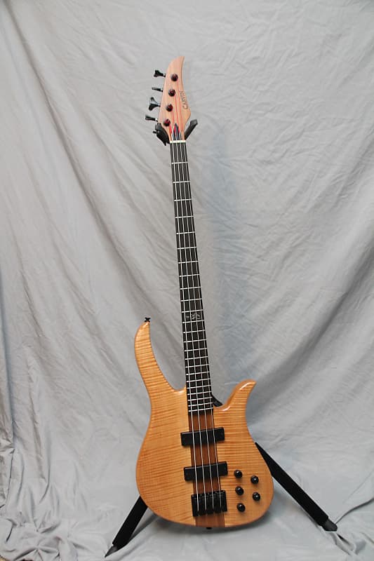 Carvin/Kiesel B24 Brian Bromberg signature bass