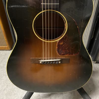 1951 Gibson LG-1 - Sunburst - Includes Chipboard Case image 3
