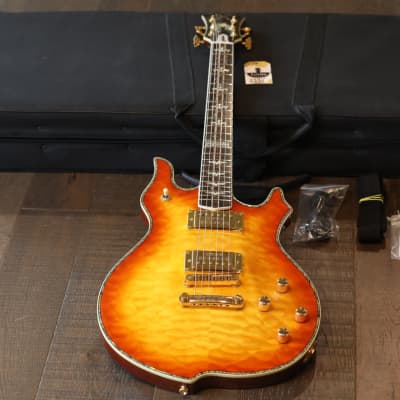 Minarik Guitars Goddess Electric Guitar Quilted Honey Burst + OHSC for sale