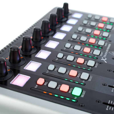 Behringer X-Touch Extender USB DAW Controller image 10