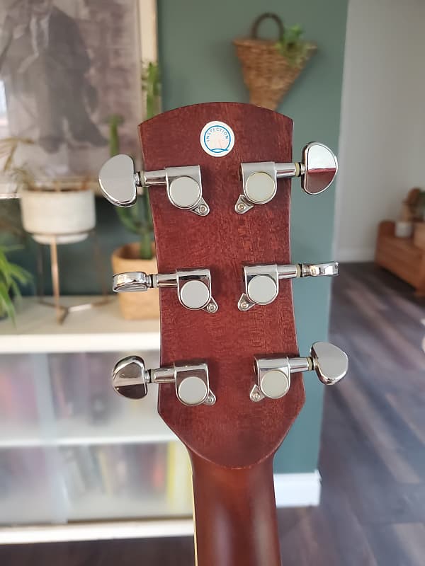 Garrison AG-400 Acoustic Guitar 2000s | Reverb Canada
