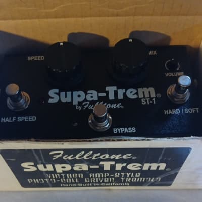 Fulltone Supa-Tremトレモロ　made in USA Fulltone Supa-Trem Jr Tremolo Pedal | Humbucker Music