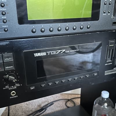 Yamaha TG77 – AFM/RCM Tone Generator – Serviced w/ New Screen & Battery