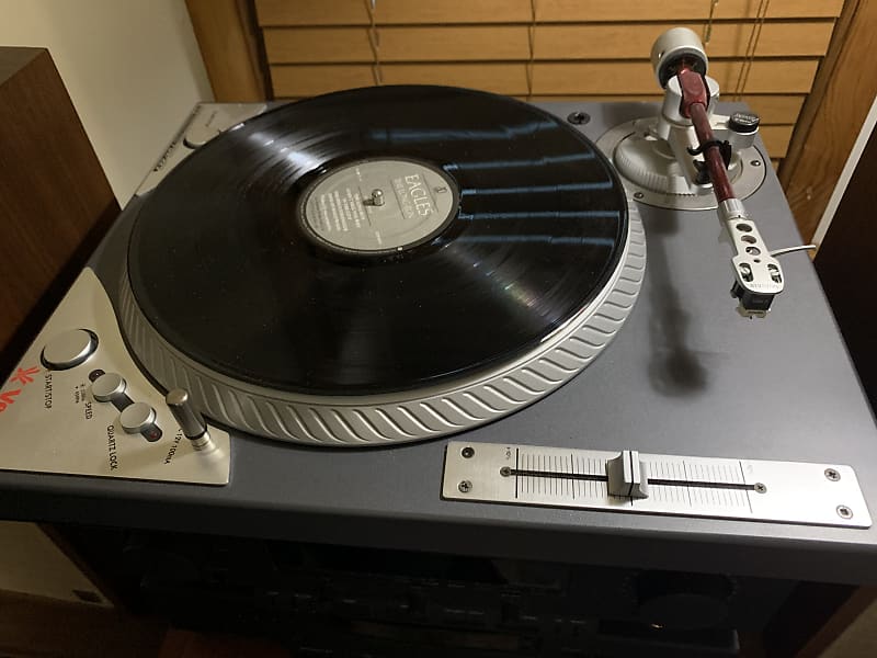 Vestax PDX-A2S Turntable & DJ Combination in one: 1999 Metallic Gray