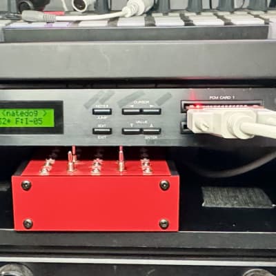 Roland R-8M Package with/WaveRex+Audio Destruction Patchbay