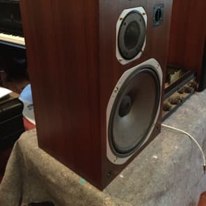 Yamaha NS-690 Three-way 'Bookshelf' loudspeakers - Mint Condition! Baby brother to the NS-1000 image 9