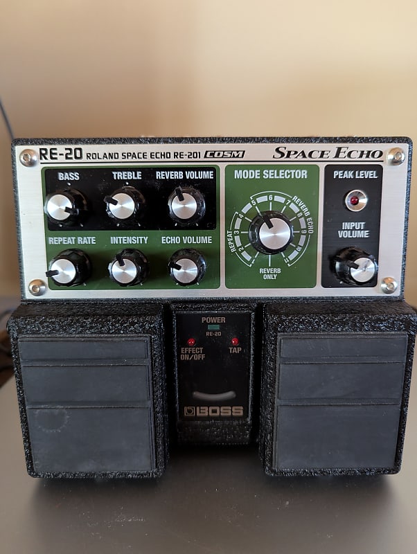 Boss RE-20 Space Echo