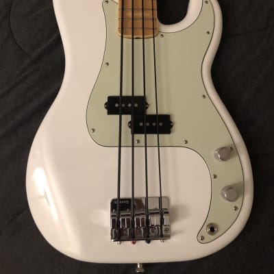 Custom Built  P Bass 2022 Olympic White image 1