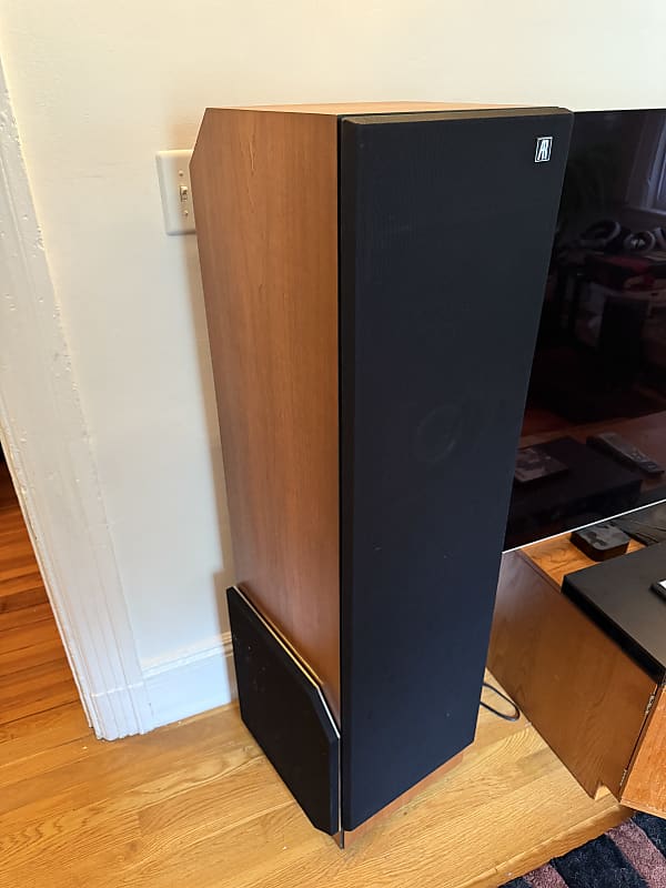 ar9 speakers