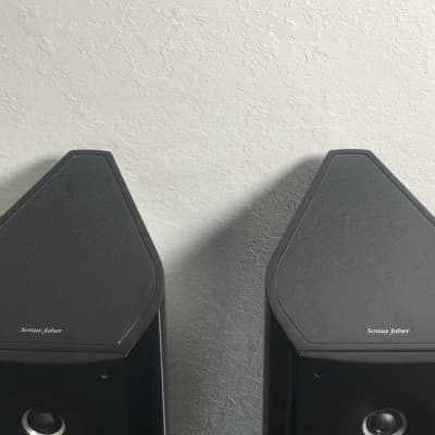 Sonus Faber Venere 3.0 Floorstanding Speaker Pair image 5