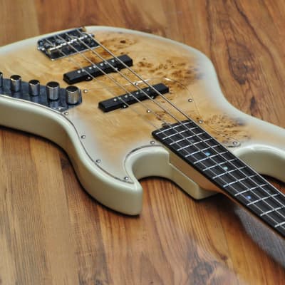 Bacchus Universe Series Jazz Bass Burl Top Active