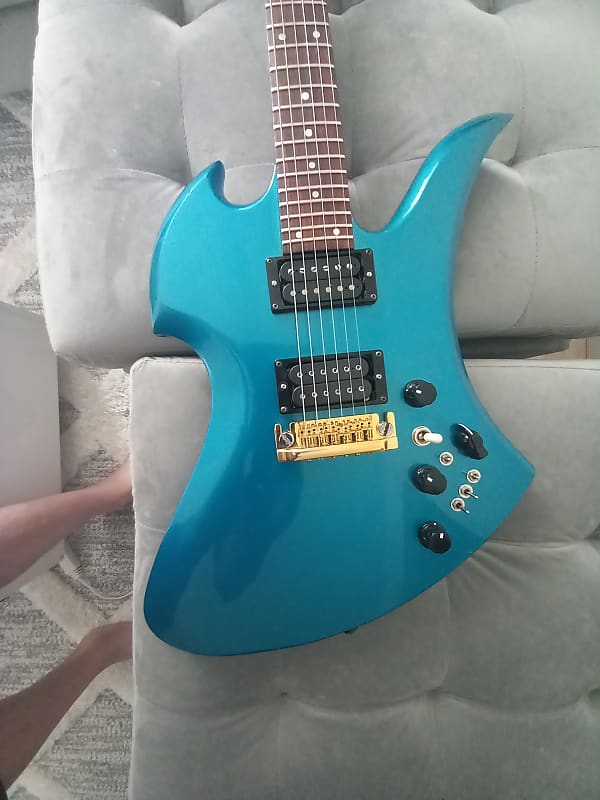 B.C. Rich Mockingbird 1983 - Metallic blue | Reverb