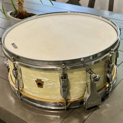 WFL No. 900 Buddy Rich Super Classic 5.5x14" 8-Lug Snare Drum with P-87 Strainer 1948 - 1959 - White Marine Pearl image 4