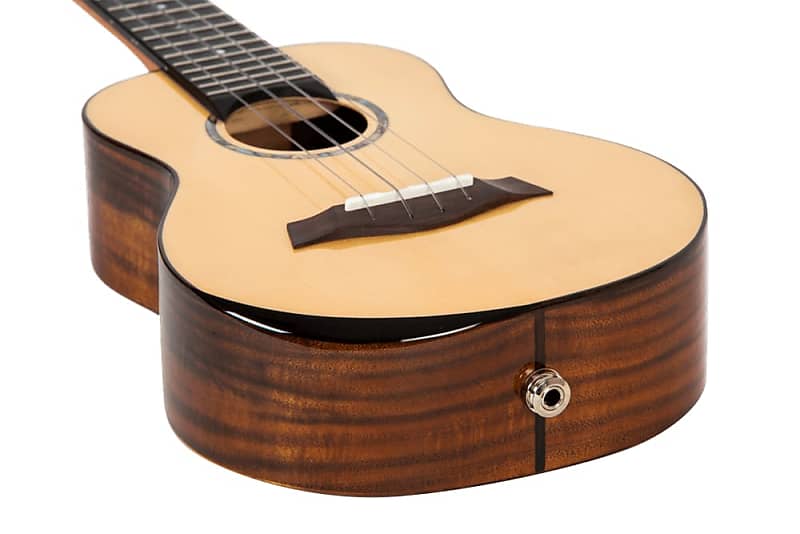 Flight Voyager Electro-Acoustic Concert Ukulele Royal Series