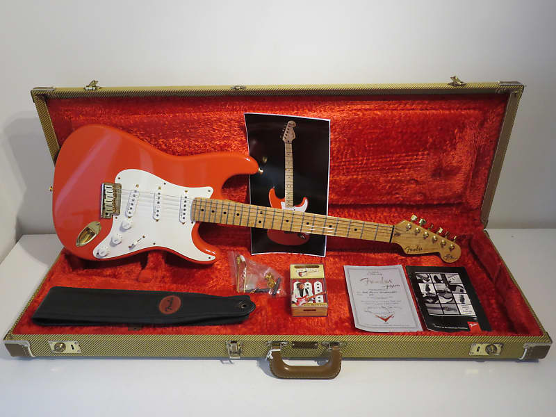 1995 Fender Custom Shop Hank Marvin Autograph Stratocaster only 64 Made image 1