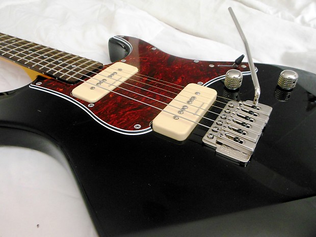 Yamaha pacifica 502v custom hotsell
