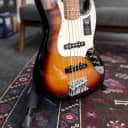 Fender Player Jazz Bass V in Sunburst Electric Bass Guitar