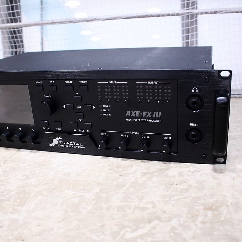 FRACTAL AUDIO SYSTEMS AXE FX III FC 12 Set (S/N:AXE3-AAD-149006) (09/13)