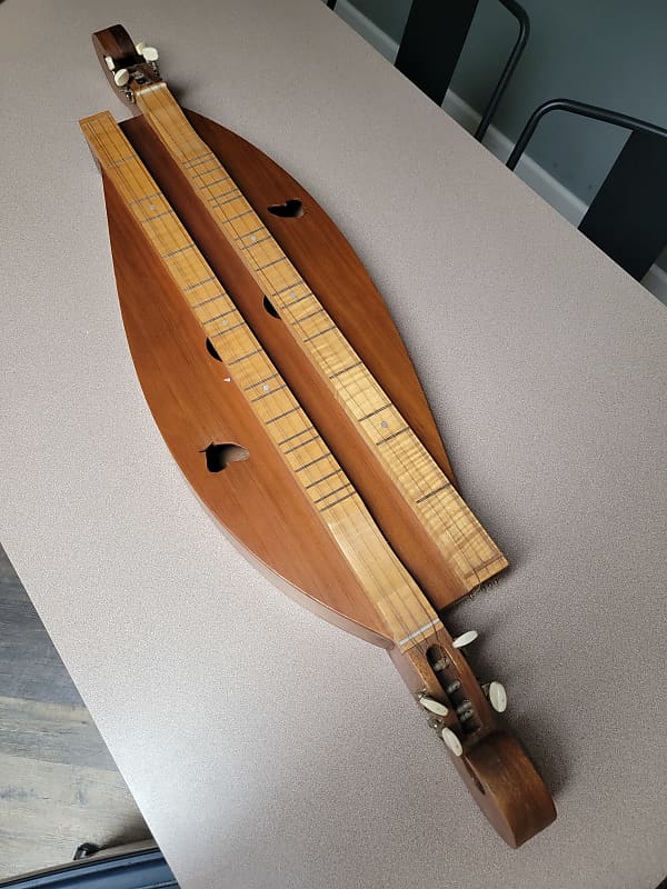 D. Hartle No. 20 Double Neck Dulcimer Reverb