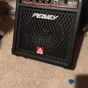 Peavey MicroBass 20-Watt 1x8 Bass Practice Amp | Reverb Canada