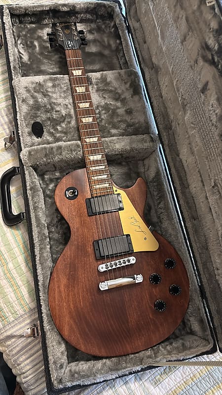 【最終値下げ】GIBSON LPJ 2013年モデル Les Paul Gibson Les Paul LPJ - Cherry Satin | Sweetwater